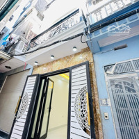 Cần Bán Nhà Mới Tinh Ngõ 168 Kim Giang Ngõ Thông, 3 Gác Phi. Liên Hệ: 0912002552
