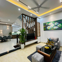 Bán Nhà Phùng Chí Kiên, Cầu Giấy Phân Lô Ô Tô Đỗ Cổng 38M2 5T Chỉ 7 Tỷ Hơn
