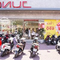 Siêu Hot! Cho Thuê Mặt Bằng Kinh Doanh Đẹp Nhất Trung Kính. Diện Tích: 120M2X3 Tầng,Mt 6M,Vỉa Hè Rộng Thoáng