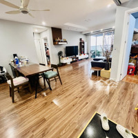 Bán Chung Cư Cao Cấp 4 Ngủ 130M2 - Lô Góc - Vị Trí Trung Tâm Cầu Giấy- Mặt Đường Thành Thái