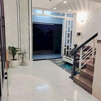NHÀ 4 TẦNG ĐƯỜNG ĐỨC DIỄN, NGÕ THẲNG TẮP, 4 CHỖ QUA NHÀ, 40m2, 5.5 TỶ. 0987501656