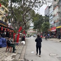 Bán Đất Ngõ 118 Nguyễn Khánh Toàn, Thoáng Trước Sau, Ô Tô Tránh , Vỉa Hè 3M, Giá Nhỉnh 300 Triệu/M2.