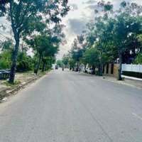 Cần Bán Lô Đất Biệt Thự Vị Trí Đẹp Tại Đường Trần Trọng Khiêm ( Đường 10,5M Lề 5M ) Nam Việt Á: