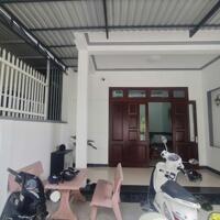bán đất kèm nhà còn mới ở ngay, diện tích 273m2 lô 2 nguyễn công trứ, P.Tân An, TX LaGi,  Bình Thuận. Giá Ngợp