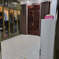 Bán Nhà Mặt Tiền Hoàng Văn Thụ,Diện Tích4 X 14M, 54M2, 2 Lầu St, Sầm Uất