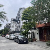Chính Chủ Bán Biệt Thự Hateco - Green Cty Kdt Xuân Phương 126M2 Nằm Gần Các Tuyến Đường Huyết Mạch.