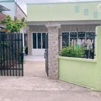Bán nhà rộng  156 m2 ( 8.4x20), đường ô tô thông 3.3 tỷ
