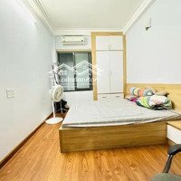 Bán Nhà Phố Thái Thịnh. Dt: 26/32M. 5 Tầng. Ngõ Ô Tô. Dân Trí Cao. Giá Bán 5,4 Tỷ