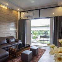 Bán Nhà Mặt Phố Hoàng Cầu. 50M2 X 5 Tầng.mặt Tiền4,8M. 28,5 Tỉ