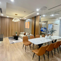 Bán Căn 2 Ngủ Eco Green City, Giá Siêu Hời 4.2 Tỷ, 78M2, Full Nội Thất Đẹp, Sổ Đỏ Sẵn(Cần Bán Gấp)