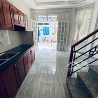 Nhà Mới Đẹp - Trần Bình Trọng - 4X7M - 2 Phòng Ngủ 3 Vệ Sinh- Có Ít Nội Thất - 10 Triệucó Thương Lượng- Hằng 0906656852