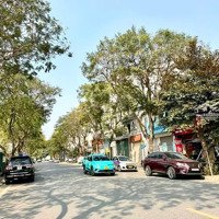 Bán Nhà Mặt Phố Việt Hưng - 4 Ô Tô Tránh Lô Góc - Kinh Doanh -2 Thoáng
50M2X4 Tầng - Giá Bán 18 Tỷ Hơn