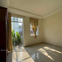 Cho Thuê Nhà Nc Gần Hoa Lư, 2 Tầng, 100M2, Hẻm 6M, 10 Triệu/Th