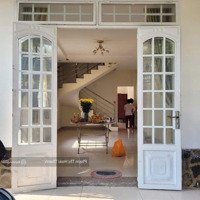 Cho Thuê Nhà Nc Gần Hoa Lư, 2 Tầng, 100M2, Hẻm 6M, 10 Triệu/Th