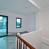Nhà 5 Tầng Mới Ô Tô Đỗ Cổng Chủ Thiện Chí Bán- Định Công Thượng Hoàng Mai 40M2 Chỉ 6.4 Tỷ