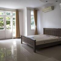 Cho Thuê Biệt Thự Khu C  Ciputra tích 200m2, 4 phòng ngủ, 3 phòng tắm
