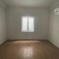 Cổ Nhuế!!! Mặt Ngõ Thông- Nhà Đẹp- 4 Tầng- 2 Thoáng- 62M- 9.08 Tỷ