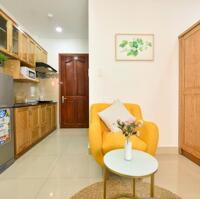 Studio ban công, thang máy cho thuê gần chợ Bến Thành, công viên 23/9