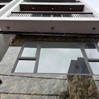 Bán Nhà Phố Đàm Quang Trung - Gần Siêu thị Aeon Long Biên. Lô Góc - Thang Máy.