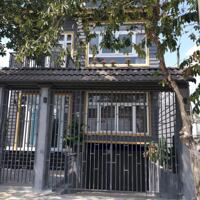 Bán biệt thự đường D12 Phước Long B quận 9 giá 24,7 tỷ