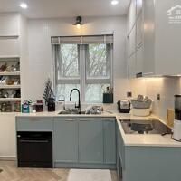 Cho thuê CC 4PN, 3VS, 170m2, 52 triệu, ở Ciputra, Tây Hồ, HN siêu hot!