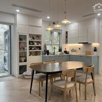 Cho thuê CC 4PN, 3VS, 170m2, 52 triệu, ở Ciputra, Tây Hồ, HN siêu hot!