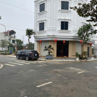 Hơn 4 Tỷ. Nhà Riêng 3 Tầng 1 Tum. 40M2. Tại La Tinh, Cạnh Kđt Đô Nghĩa, Dương Nội, Hà Đông.