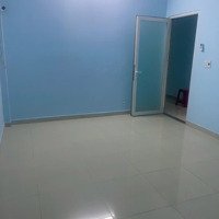 Nhà Cấp 4 Phường Đông Hòa Dĩ An.100M2 Đường 8M Buôn Bán Tốt Thông 2 Phòng Ngủ