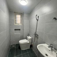 Cho Thuê Mặt Bằng Văn Phòng Đẹp, Tầng 3 Và Tầng 4.Có Tầng 1 Để Xe Máy. Có Thang Máy Tiện Di Chuyển