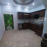 Cho Thuê Nhà Ngõ 69 Đặng Xuân Bảng, Hoàng Mai.diện Tích50M, 4 Tầng,Mặt Tiền4M, Đh, Nl Đầy Đủ, Giá Chỉ 14 Triệu