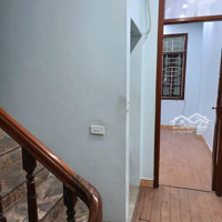 Cho Thuê Nhà Ngõ 69 Đặng Xuân Bảng, Hoàng Mai.diện Tích50M, 4 Tầng,Mặt Tiền4M, Đh, Nl Đầy Đủ, Giá Chỉ 14 Triệu