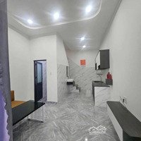 Cho Thuê Nhà Liền Kề 2 Phòng Ngủmới 100% Gần Trường Tiểu Học Phú Hoà