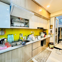 Cực Hiếm!! Chỉ 2,16 Tỷ Có Ngay Nhà Tập Thể Phố Nguyễn Trãi, 50M, 2 Ngủ 2 Wc, Full Đồ Ở Ngay