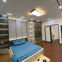 Bán Căn Hộ 3 Phòng Ngủ 2 Vệ Sinhtại Star Tower 283 Khương Trung, 5,6 Tỷ, 90M2