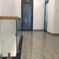  Bán nhà mặt tiền kinh doanh đường Phong Châu rộng 22m - TĐC Đất Lành - Nha Trang 4,5 tỷ