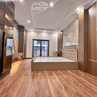 Duy Nhất Còn Một Căn Nhà Phố Trạm-Long Biên- Diện Tích: 45M2 X6 T Thang Máy Ngõ Thông Kinh Doanh