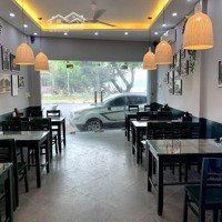 Bán Gấp Nhà Mặt Phố Hoàng Cầu 50M2 X 5 Tầng, Mt5M, Vỉa Hè, Kinh Doanh View Hồ, Chỉ Nhỉnh 28 Tỷ.