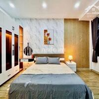  Bán nhà HXH khu Bàu Cát, DT: 4.2x17m [nở hậu đẹp]   Nhà đẹp 2 Tầng + ST. Giá chỉ 9.7 tỷ 