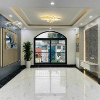 Cho Thuê Nhà Ngõ 92 Nguyễn Khánh Toàn 79M X 5T Ô Tô Đỗ Cửa