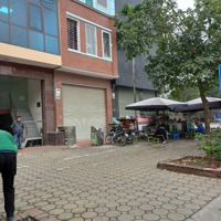 Cho Thuê Nhà Mặt Phố Trần Vỹ ,Diện Tích60M, 8 Tầng,Mặt Tiền5M, Thông Sàn, Thang Máy, Kinh Doanh