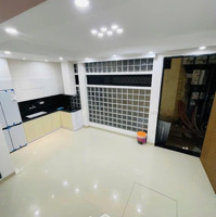 Bán Gấp Nhà Mới View Đẹp Tại Yên Hòa, 8 Tỷ, 32 M2, 6 Tầng, Thang Máy , Ô Tô. Vị Trí Rất Đẹp