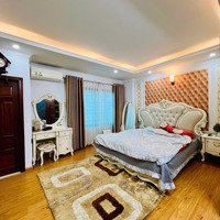 Bán Nhà Phạm Văn Đồng Hà Nội . Lô Góc Mới Đẹp Ở Ngay Sát Phố 5 Tầng 7.5 Tỷ