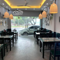 Bán Nhà Mặt Phố Hoàng Cầu View Hồ Kinh Doanh Đỉnh 50M X 5T - Giá Bán 28.5 Tỷ