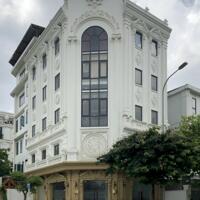 Cho thuê biệt thự ngõ 214 Nguyễn Xiển ,120m x 5 tầng 1 tum thông sàn , thang máy riêng