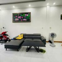 Nhà 1 trệt 1 lầu gần quảng trường Mỹ Tho Tiền Giang