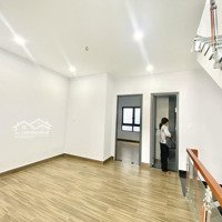 Cho Thuê Nhà 1 Trệt 2 Lầu Góc 2 Mặt Tiền Đường Lý Văn Sâm, P.tam Hiệp, Biên Hòa