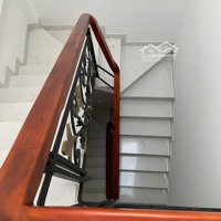 Cho Thuê Nhàhẽm Xe Hơi1/ Nguyễn Công Hoan, P7,Diện Tích4.5X10M, 5 Lầu, 3 Phòng Ngủmaster, Nhà Mới, Giá Bán 16 Triệu Tl