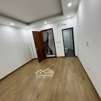 Bán Nhà Mới Ngõ 40 Lĩnh Nam, 6,6 Tỷ, 30M2, 3 Phòng Ngủ 4 Vệ Sinh 5 Tầng, 6,6 Tỷ