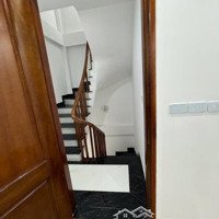 Bán Nhà Mới Ngõ 40 Lĩnh Nam, 6,6 Tỷ, 30M2, 3 Phòng Ngủ 4 Vệ Sinh 5 Tầng, 6,6 Tỷ