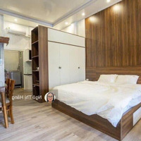 Bán Nhà Mặt Phố Hoàng Cầu, Vỉ Hè Rộng, Kinh Doanh Sầm Uất, Hiếm, Phố Đẹp. Giá Bán 28.5 Tỷ